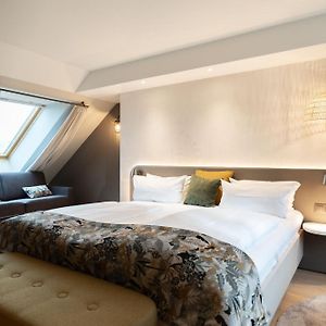 Superior Zimmer mit Kingsize-Bett